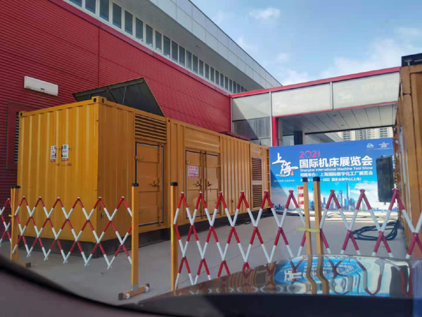 西固发电车出租-发电机无电压或电压太低怎么办？